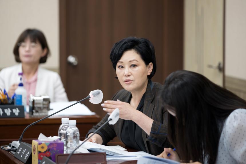 제245회 영등포구의회 제1차 정례회 사회건설위원회 업무보고