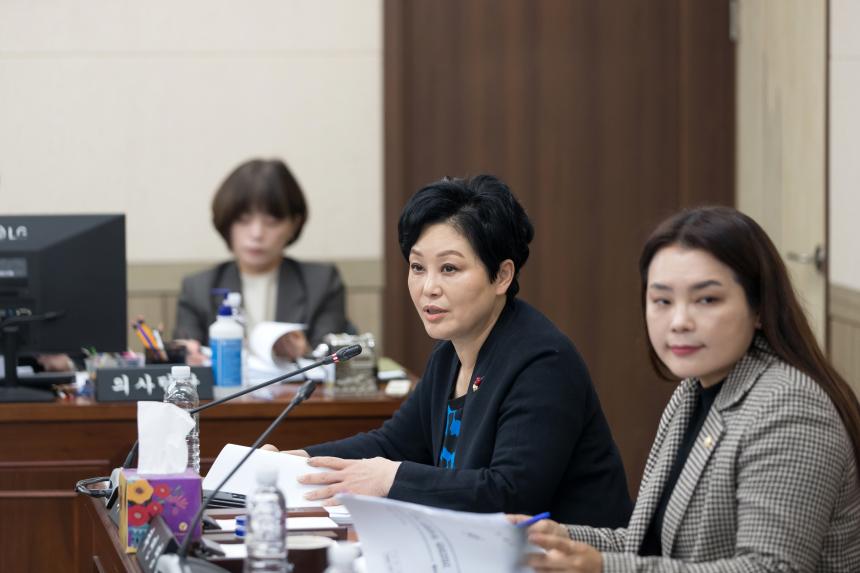 제249회 영등포구의회 제2차 정례회 사회건설위원회 업무보고