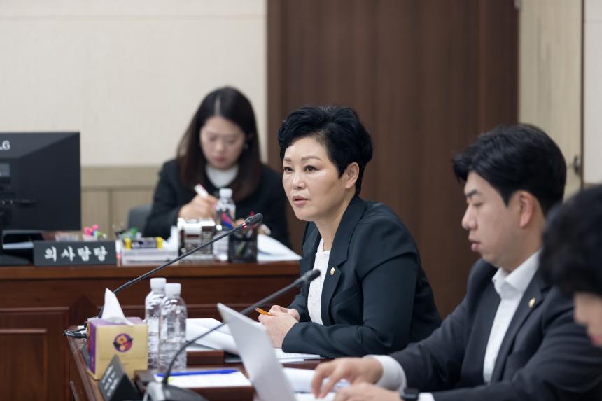 제256회 영등포구의회 임시회 사회건설위원회 업무보고