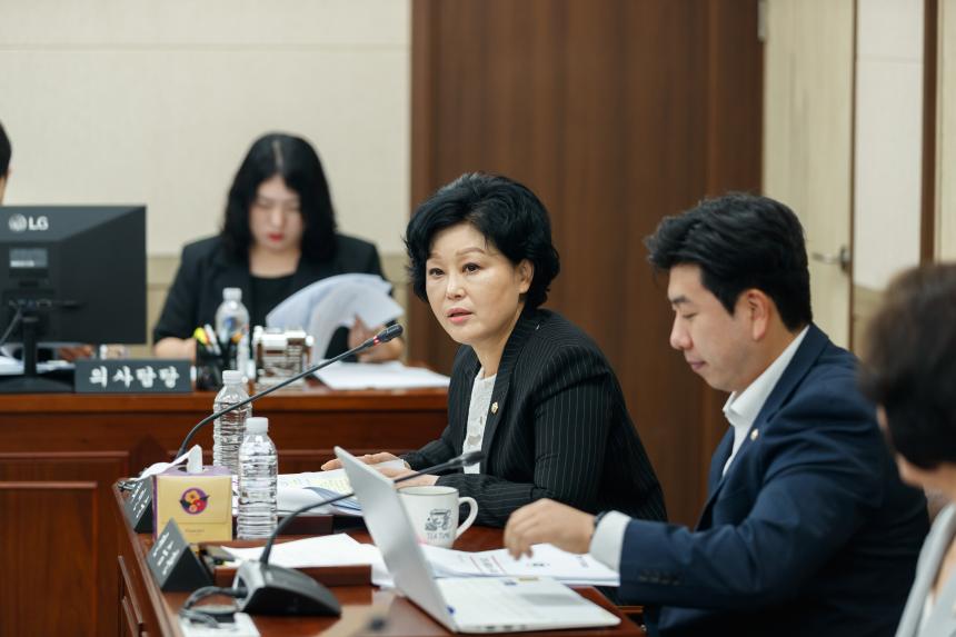 제261회 영등포구의회 제1차 정례회 사회건설위원회 업무보고
