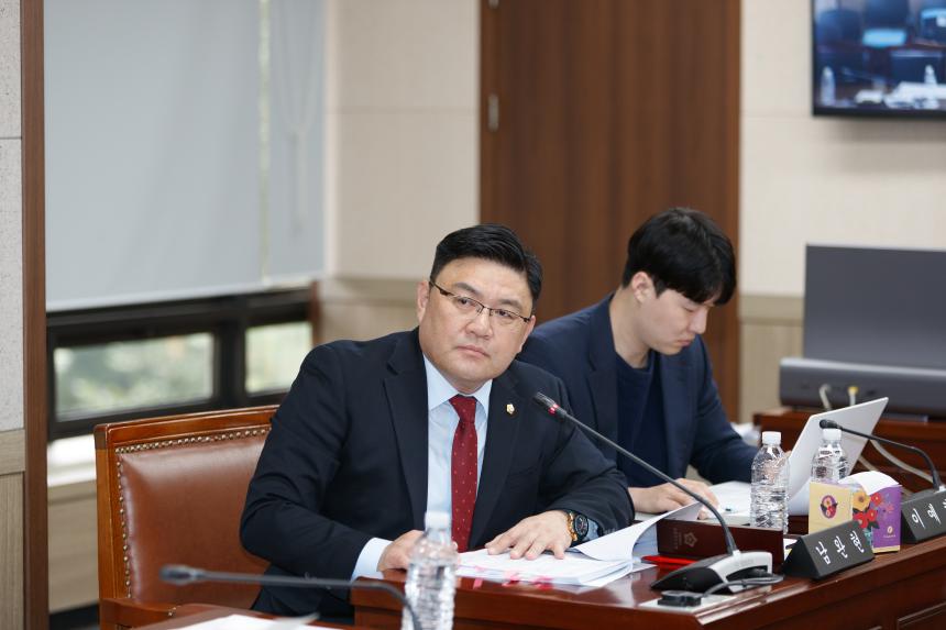 제265회 영등포구의회 임시회 사회건설위원회 업무보고