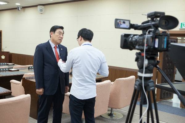 CMB인터뷰