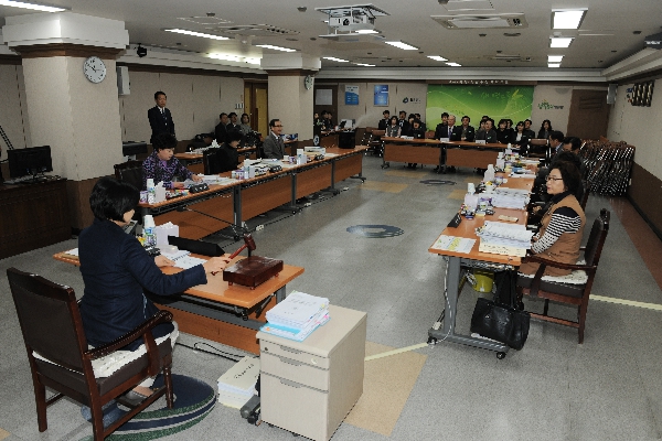 2016 제2차 정례회 제198회구의회 행정위원회 행정사무감사