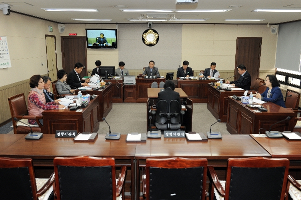 제197회 페회중 운영위원회