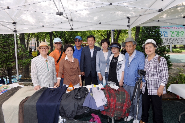 어르신 꿈 나눔 바자회