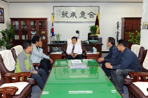 족구연합회 임원진 방문