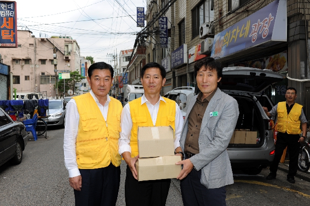 사랑플러스 추석송편 불우이웃 전달