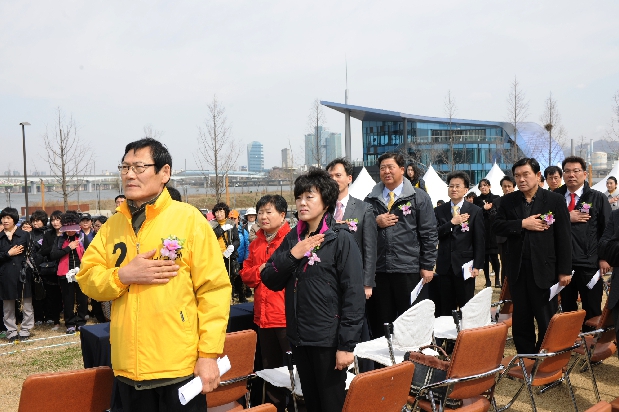 작은사랑봉사회 식목행사
