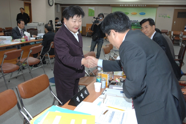 2011 행정사무감사 행정위원회 감사장 방문