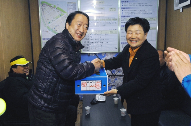 벚꽃길 종합 상황실 구의회 의장단  격려방문