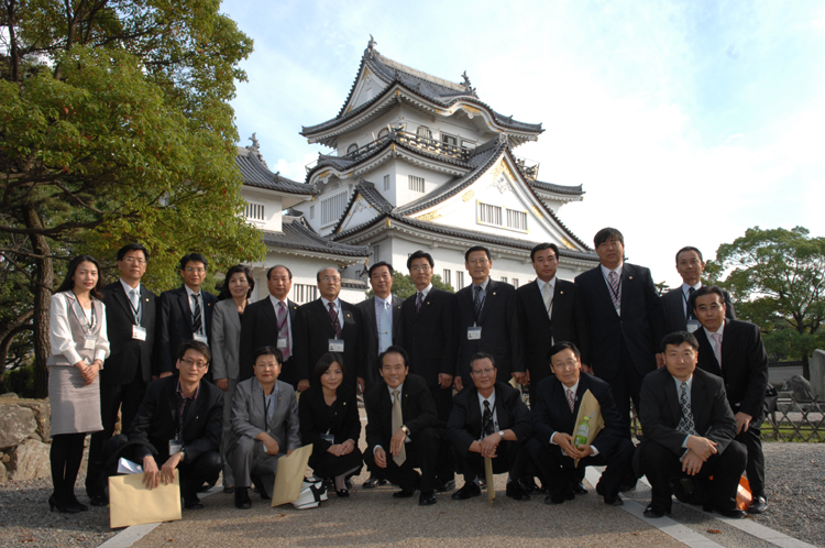 일본 기시와다시 성 기념관 방문