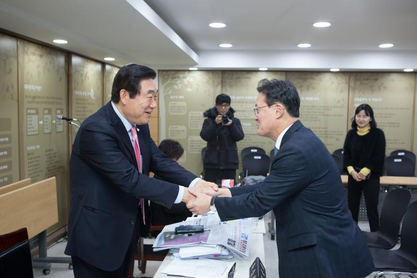 제211회 구의회 제2차 정례회 사회건설위원회 행정사무감사 및 강평