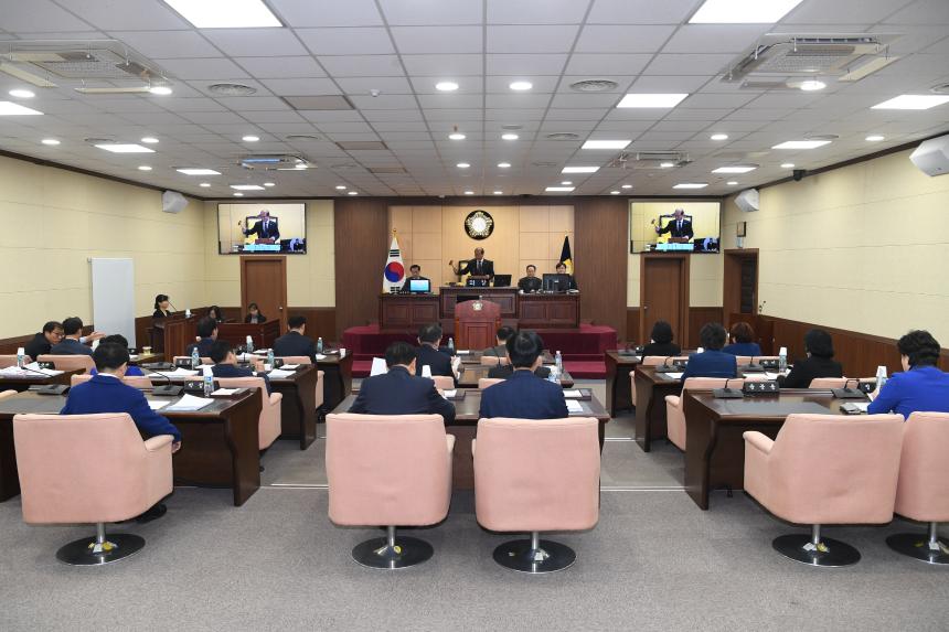 제211회 영등포구의회 2018년도 제2차 정례회 본회의