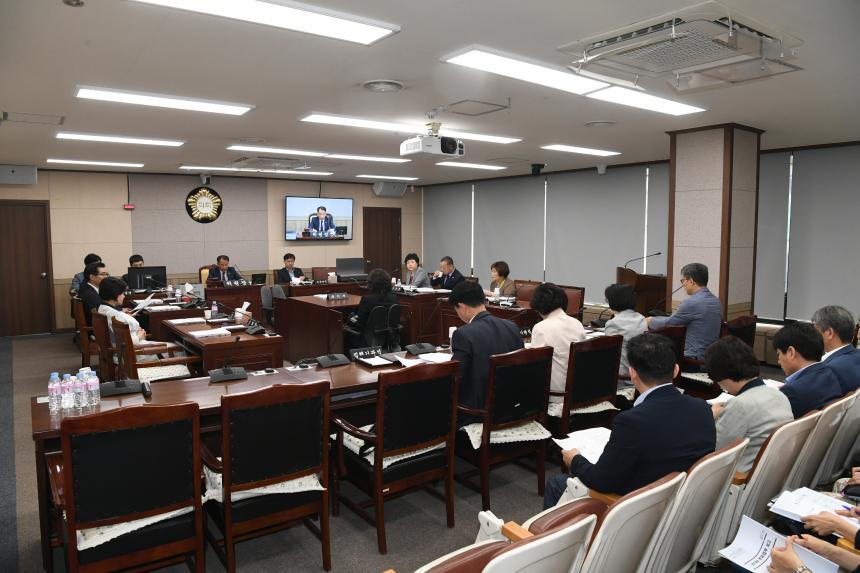 제214회 영등포구의회 2019년도 제1차 정례회 행정위원회 업무보고