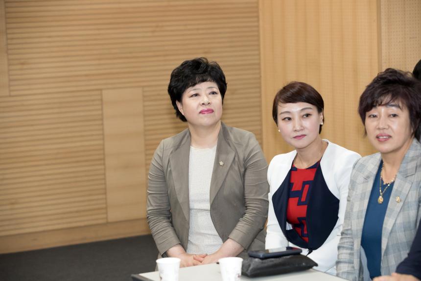 영등포 사회적경제를 위한 성장지원센터의 역활 지역정책토론회