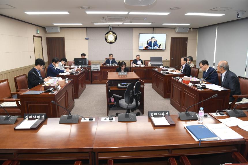 의원 공무국외연수 심사