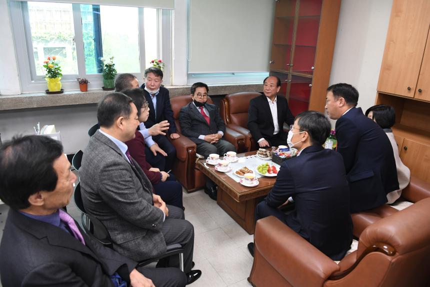 의장단 결산검사장 방문