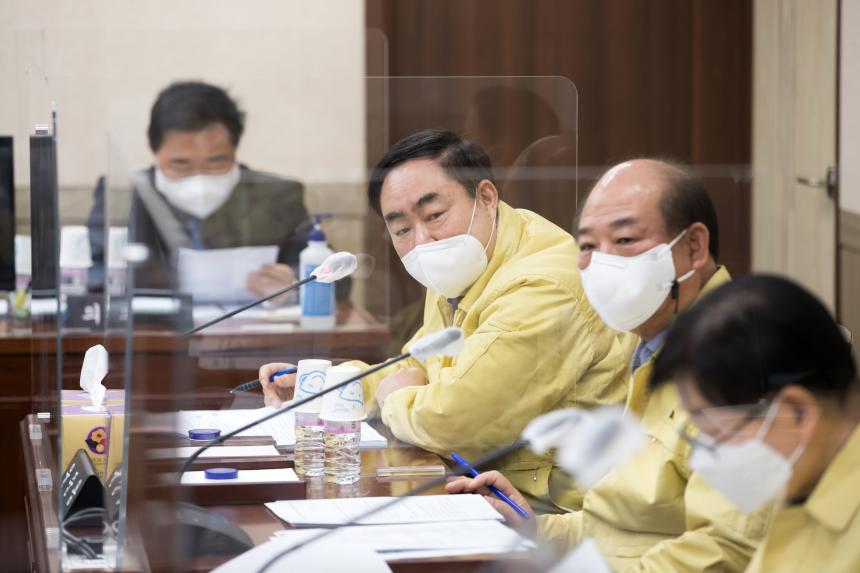  제230회 영등포구의회 임시회 사회건설위원회 조례안 등 심사