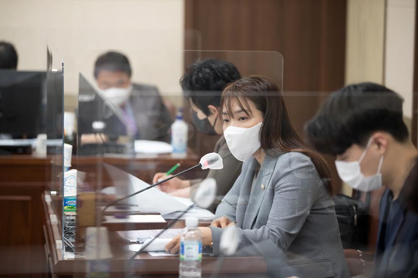제239회 영등포구의회 제1차 정례회 사회건설위원회 업무보고