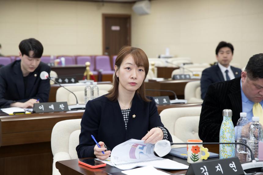 신청사 건립 타당성 조사 및 기본계획안 보고