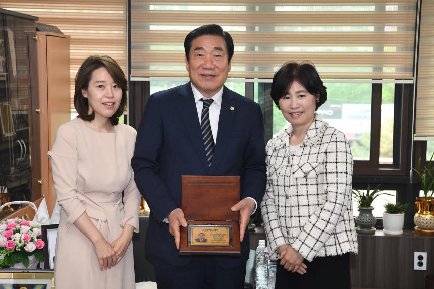 민간어린이집 연합회 감사패 수여