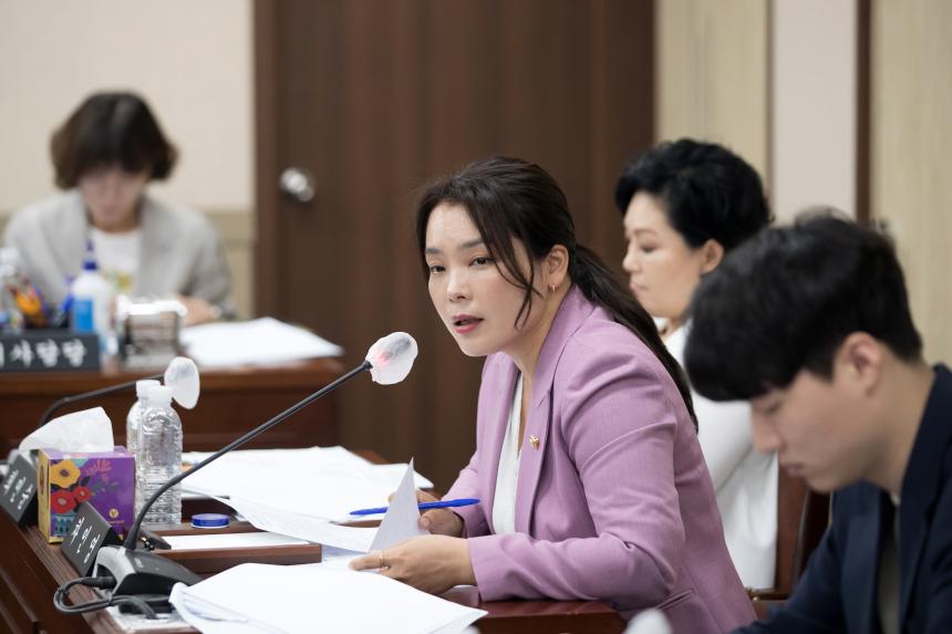 제245회 영등포구의회 제1차 정례회 사회건설위원회 업무보고
