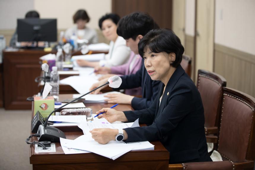 제245회 영등포구의회 제1차 정례회 사회건설위원회 업무보고