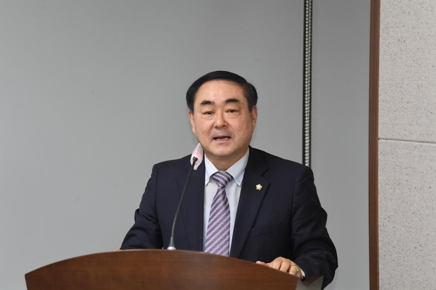 제245회 영등포구의회 제1차 정례회 행정위원회 조례안심사