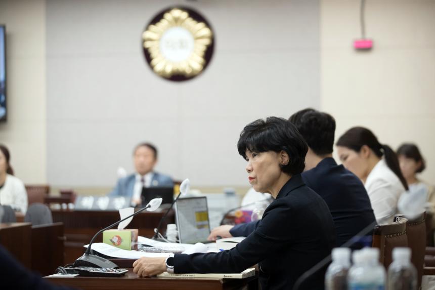 제245회 영등포구의회 제1차 정례회 사회건설위원회 추경예산안심사