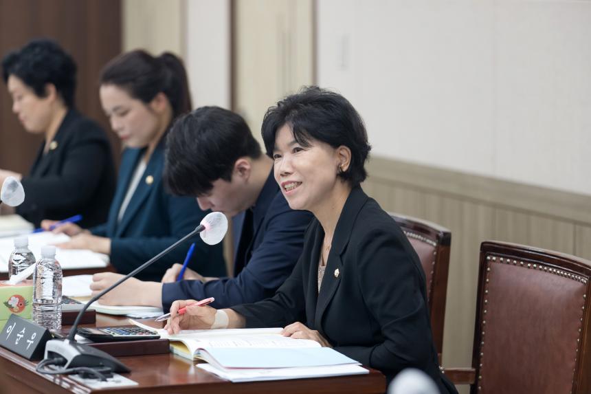 제247회 영등포구의회 임시회 사회건설위원회 추가경정예산안 심사