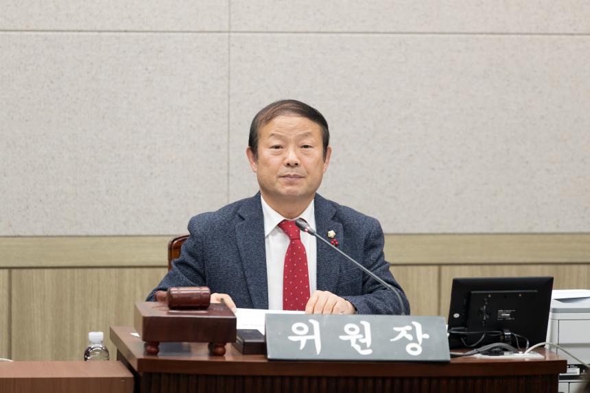 제249회 영등포구의회 제2차 정례회 사회건설위원회 업무보고