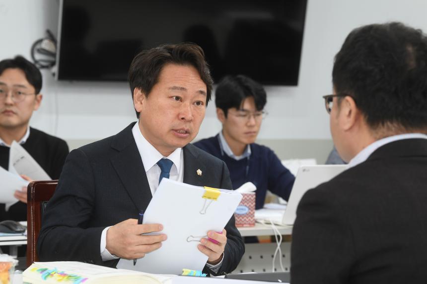 제249회 영등포구의회 제2차 정례회 행정건설위원회 행정사무감사(문래동)
