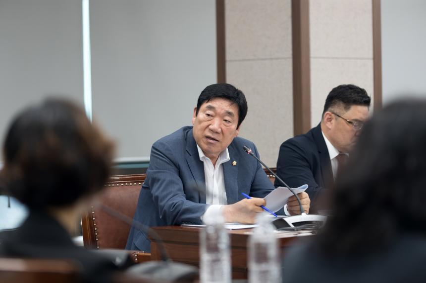 제252회 영등포구의회 제1차 정례회 사회건설위원회 조례안 등 심사