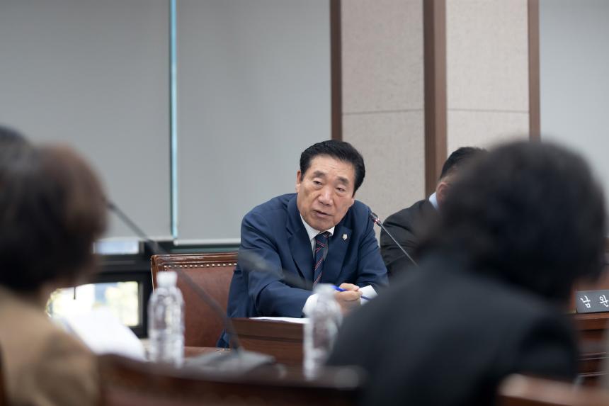 제256회 영등포구의회 임시회 사회건설위원회 업무보고