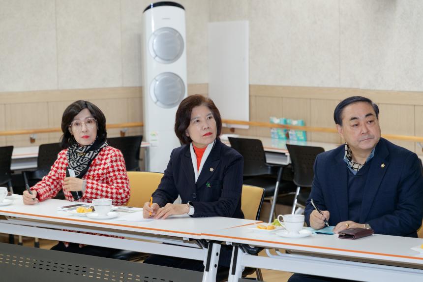 구립영등포 노인케어센터 간담회